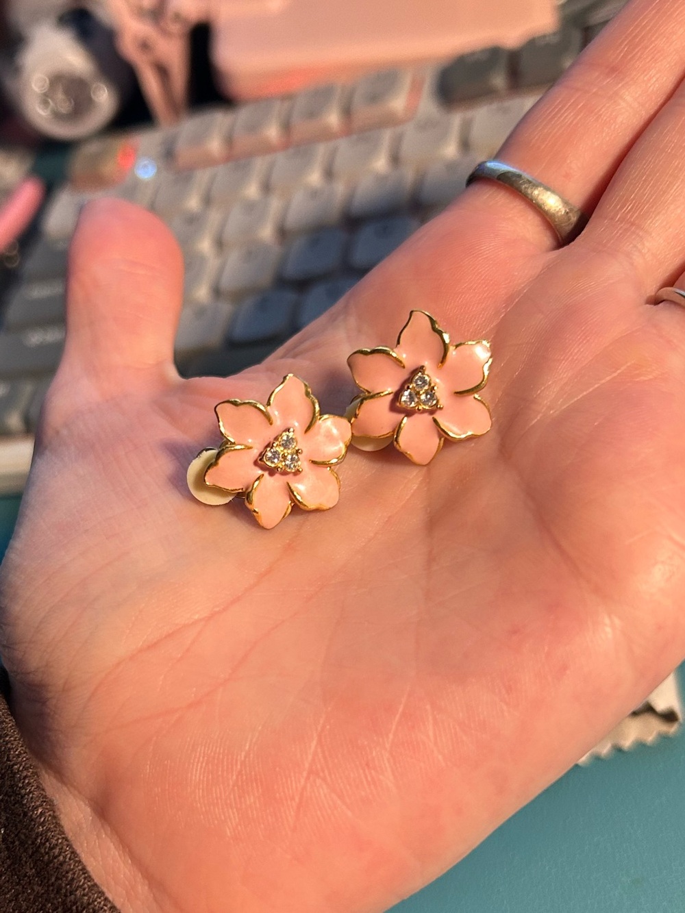 Vintage Pink Enamel Flower Clip On Earrings Rhinestone Floral Gold Tone